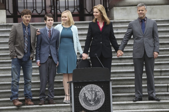 The Family, la  serie tv thriller firmata da Jenna Bans arriva da stasera su Fox HD