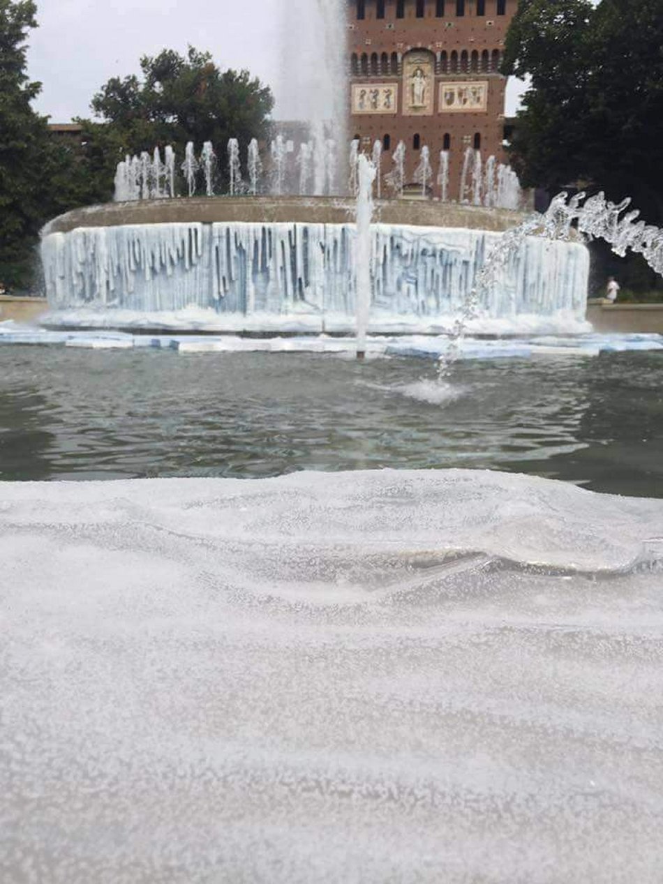 Il Trono di Spade - Sky ghiaccia la fontana al Castello. Stanotte al via la nuova stagione