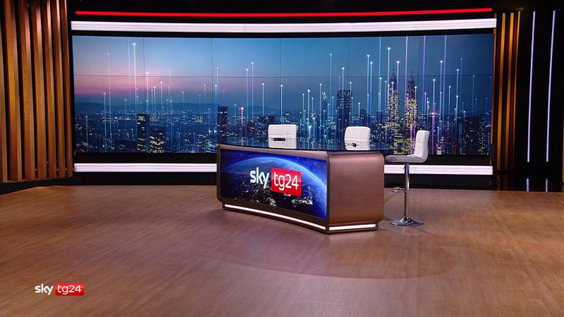 Nuovo studio in onda per Sky TG24, tecnologia e scenografia al servizio delle news