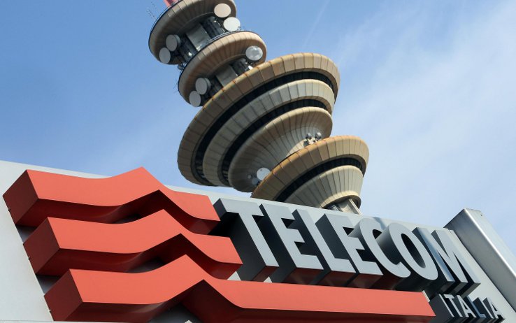 Borsa: salgono Telecom e Mediaset, in arrivo accordo commerciale tra i due gruppi
