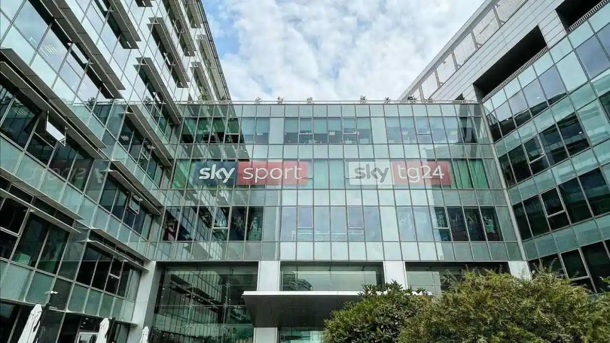 Rimodulazione prezzi pacchetti Sport e Calcio Sky Italia dal 1 Giugno 2024