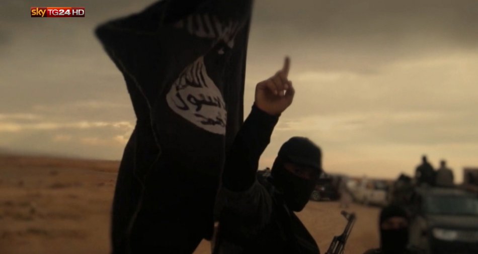 Fuga dall’Isis, su Sky TG24 un eccezionale reportage sulla fuga dal califfato