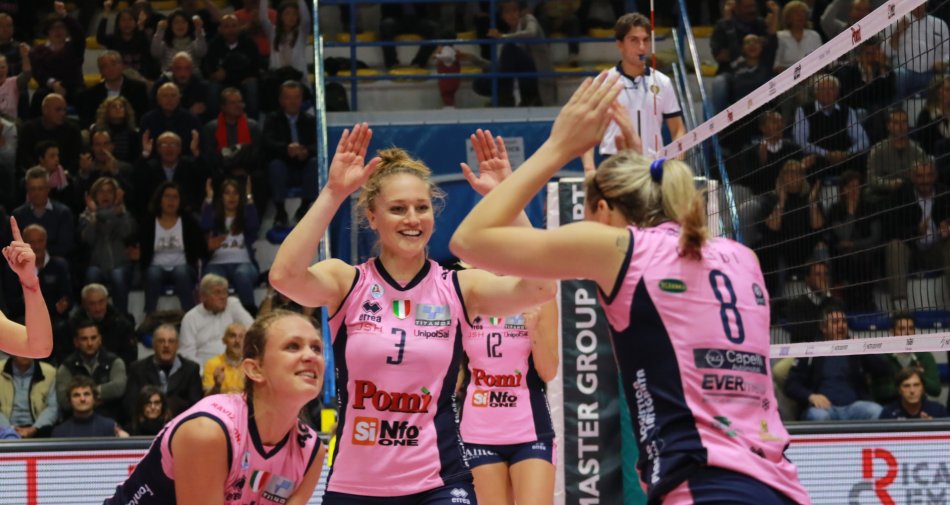 Volley Femminile, Mediaset Premium acquista la Champions CEV 2015-2016