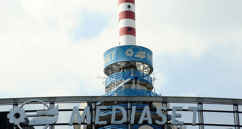 Mediaset, Sky frena speculazione su interesse per Premium