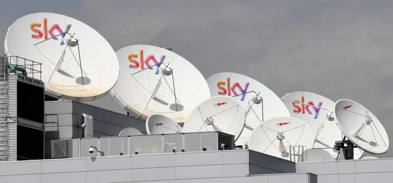 Diritti Tv Serie A 2021 - 2024, offerta da 500 milioni di Sky a DAZN