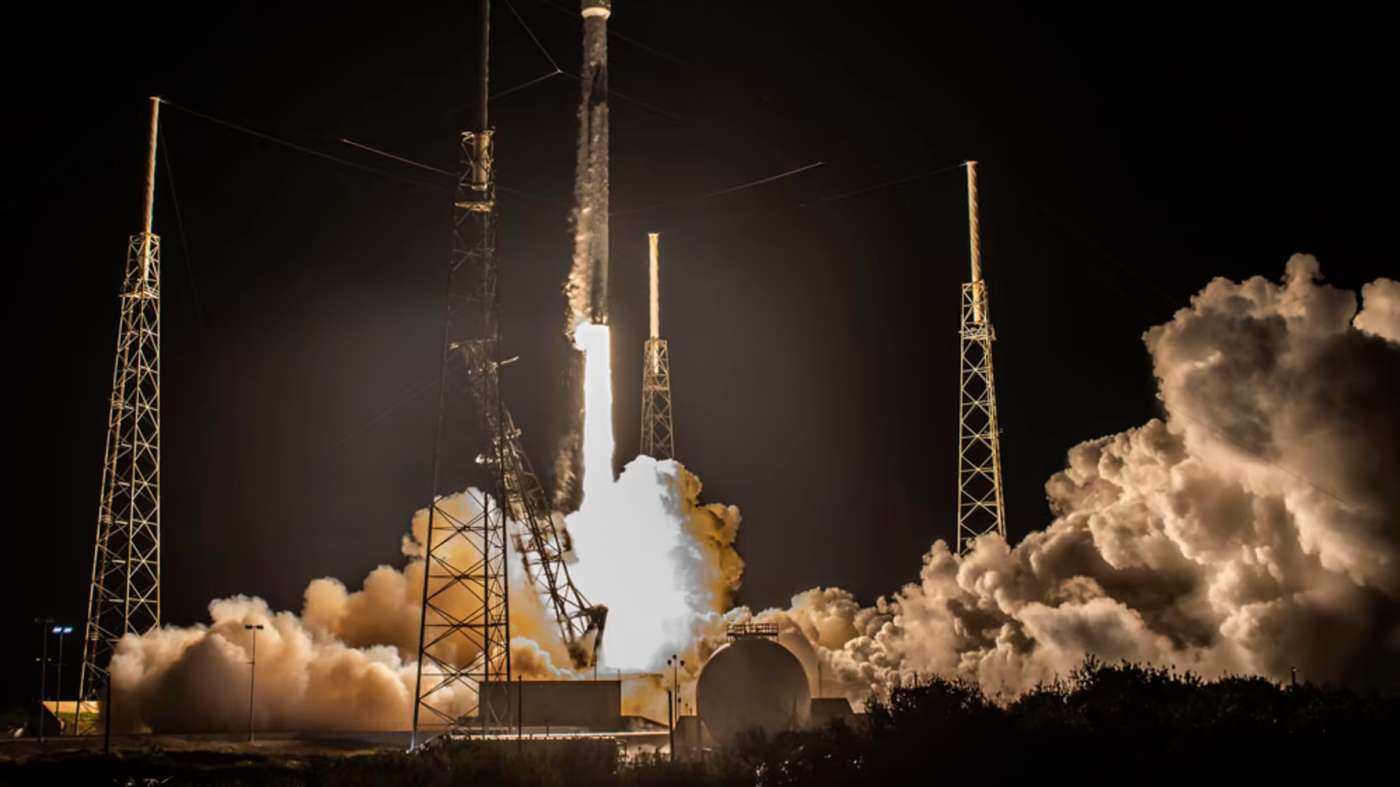 SpaceX ha lanciato il secondo satellite Eutelsat per i servizi televisivi (HOTBIRD 13G)